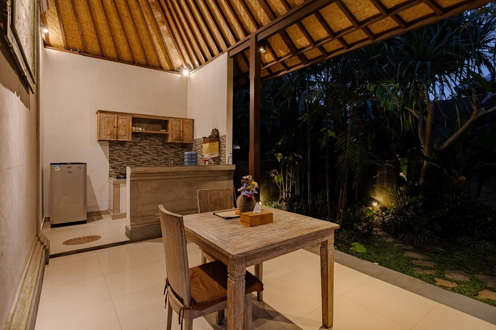 Pratiwi Ubud Villa Buitenkant foto